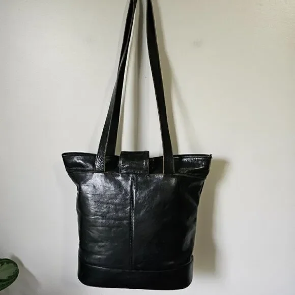 VINTAGE OROTON LARGE BLACK GENUINE COWHIDE SHOULDER BAG